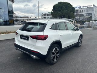 Mercedes-Benz GLA 200 2025-thumb-4