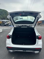 Mercedes-Benz GLA 200 2025-thumb-8