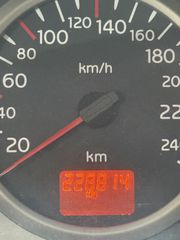 Renault Clio 2002-thumb-2