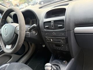 Renault Clio 2002-thumb-5