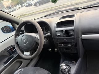 Renault Clio 2002-thumb-6