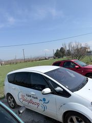 Ford S-Max 2010-thumb-2