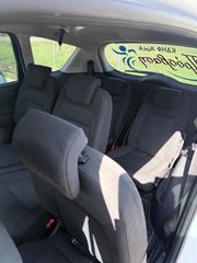 Ford S-Max 2010-thumb-6