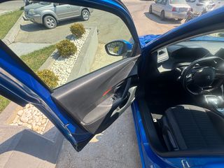 Peugeot 2008 2022-thumb-10