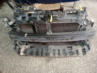ΜΟΥΡΗ ΕΜΠΡΟΣ FORD FIESTA 2013-2017 1000CC  BENZINH ΜΕΤΩΠΗ ΜΕ ΦΑΝΑΡΙΑ ΤΡΑΒΕΡΣΕΣ ΨΥΓΕΙΑ ΒΕΝΤΙΛΑΤΕΡ (ΚΑΠΟ ΔΕΝ ΥΠΑΡΧΕΙ)