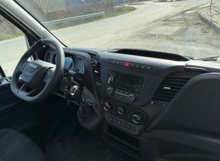 Κόφα Iveco 2021 3,5 τόνο  ΥΔΡΑΥΛΙΚΗ πόρτα βγάζει άδεια δημοσιας-thumb-10