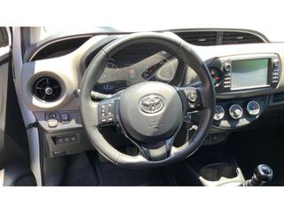 Toyota Yaris 2019 VAN-thumb-9