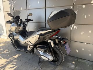 Honda ADV 350 2022-thumb-2
