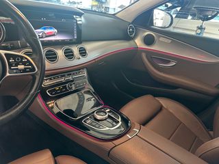 Mercedes-Benz E 300 2020 e Avantgarde Hybrid | Καφέ Δέρμα | Μεγάλο Service | Άριστο-thumb-1
