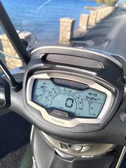 Piaggio Beverly 400 2025-thumb-6