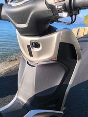 Piaggio Beverly 400 2025-thumb-7