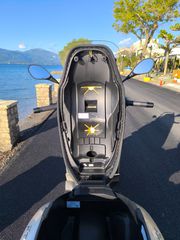 Piaggio Beverly 400 2025-thumb-12