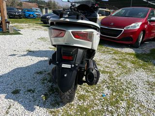 Honda Forza 300 2014-thumb-3