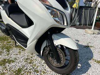 Honda Forza 300 2014-thumb-1