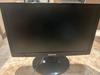 ΟΘΟΝΗ ΥΠΟΛΟΓΙΣΤΗ SAMSUNG LT19B300EW ΜΕ ΤΗΛΕΟΠΤΙΚΟ ΔΕΚΤΗ DVB-T - 19 INCH