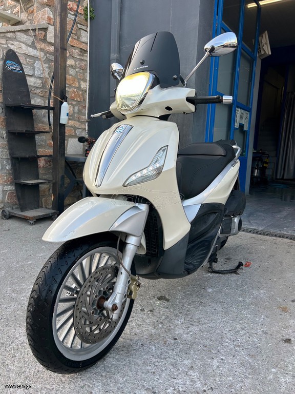 Piaggio Beverly 300i 2013