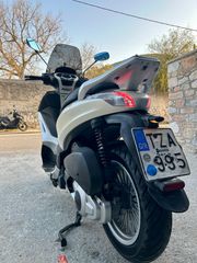 Piaggio Beverly 300i 2013-thumb-13