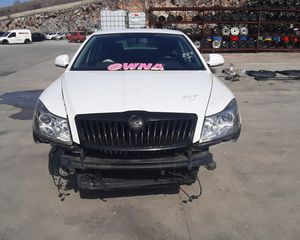 ΑΥΤΟΚΙΝΗΤΟ (ΓΙΑ ΑΝΤΑΛΛΑΚΤΙΚΑ) CAY 1.6 TDi A/C SKODA OCTAVIA 5 5D 2004-2013 (INT)