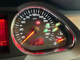 Audi A6 2005-thumb-5