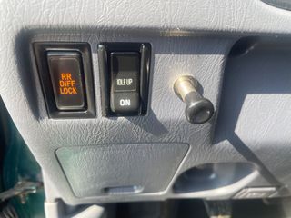 Pickup - Αγροτικό Toyota 2005 HILUX 4x4 SR5 A/C-thumb-12