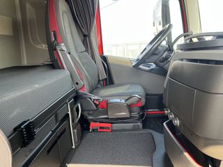 Volvo 2019 FH-13 500 EURO 6D-thumb-33