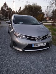 Toyota Auris 2014