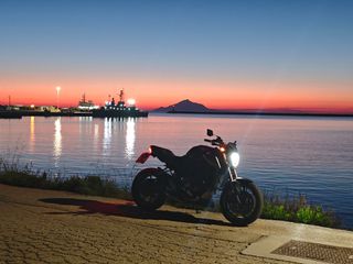 Honda CB 650 2022 CB650R-thumb-3