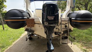 Mostro 2002 581 offshore-thumb-5