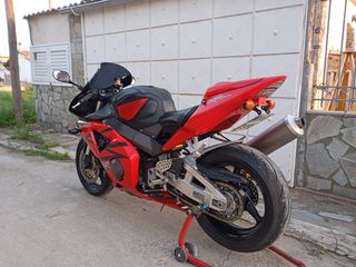 Honda CBR 954RR Fireblade 2004-thumb-2