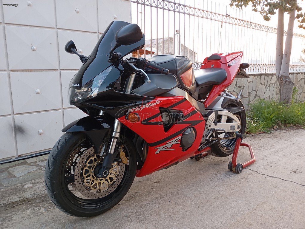 Honda CBR 954RR Fireblade 2004