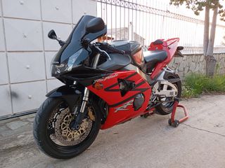 Honda CBR 954RR Fireblade 2004