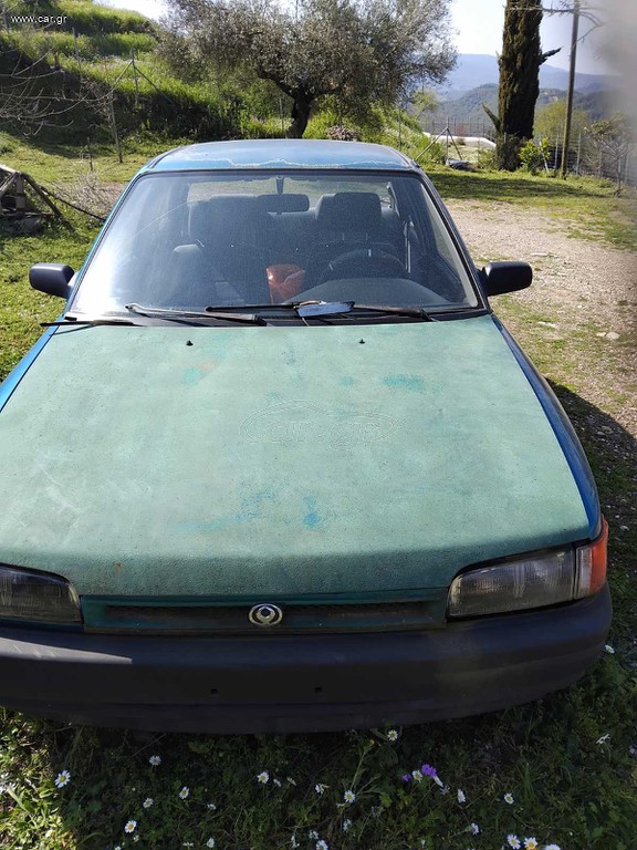 Mazda 323 1993