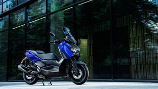 Yamaha XMAX 300 2025 ΜΕΓΑΛΗ ΠΡΟΣΦΟΡΑ: ΜΕΙΩΣΗ 360€ & 500€ ΔΩΡΟ ΕΩΣ 84 ΜΗΝΕΣ ΔΩΡΕΑΝ-thumb-19