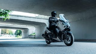 Yamaha XMAX 300 Tech Max 2026 -240€ ΜΕΙΩΣΗ  & 500€ ΔΩΡΟ ΕΩΣ 84 ΜΗΝΕΣ ΔΩΡΕΑΝ 3ος ΧΡΟΝΟΣ ΕΓΓ-thumb-7