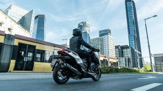 Yamaha XMAX 300 Tech Max 2026 -240€ ΜΕΙΩΣΗ  & 500€ ΔΩΡΟ ΕΩΣ 84 ΜΗΝΕΣ ΔΩΡΕΑΝ 3ος ΧΡΟΝΟΣ ΕΓΓ-thumb-12