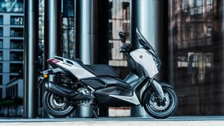 Yamaha XMAX 300 Tech Max 2026 ΜΕΙΩΝ 340€!  & 500€ ΔΩΡΟ ΕΩΣ 84 ΜΗΝΕΣ ΔΩΡΕΑΝ 3ος  ΧΡΟΝΟΣ ΕΓΓ-thumb-12