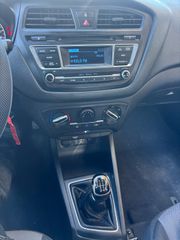 Hyundai i 20 2016-thumb-6