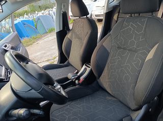 Peugeot 2008 2016 1.6 Blue-HDi-thumb-13
