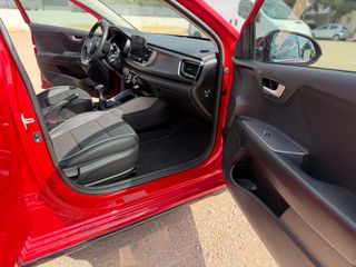 Kia Rio 2019 GT -line Άριστη κατάσταση-thumb-6