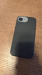 iphone 16e-thumb-3