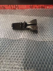 OPEL TIGRA CC 04-09 Πωλείται Βάση στήριξης οπίσθιου προφυλακτήρα. ΙΔΙΩΤΗΣ