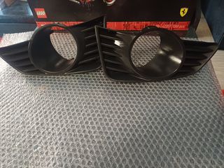 OPEL TIGRA CC 04-09 Πωλούνται βάσεις προσθίου προφυλακτήρα προβολέων ομίχλης ( αριστερά δεξιά 30 ευρώ το καθένα) ΙΔΙΩΤΗΣ