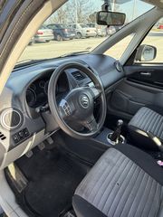 Suzuki SX4 2012 4X4-thumb-4