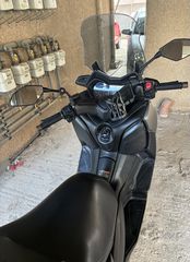 Yamaha XMAX 300 2017-thumb-4