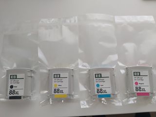 ΑΥΘΕΝΤΙΚΑ HP 88 XL ΜΕΛΑΝΙΑ
