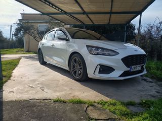 Ford Focus 2019 ST LINE