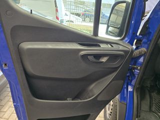Mercedes-Benz Sprinter 2020 311-thumb-14