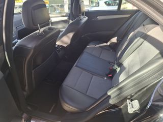 Mercedes-Benz C 200 2008-thumb-11