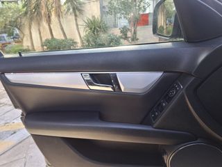 Mercedes-Benz C 200 2008-thumb-13
