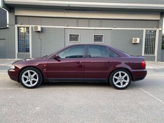 Audi A4 1998 1.6 105PS-thumb-2